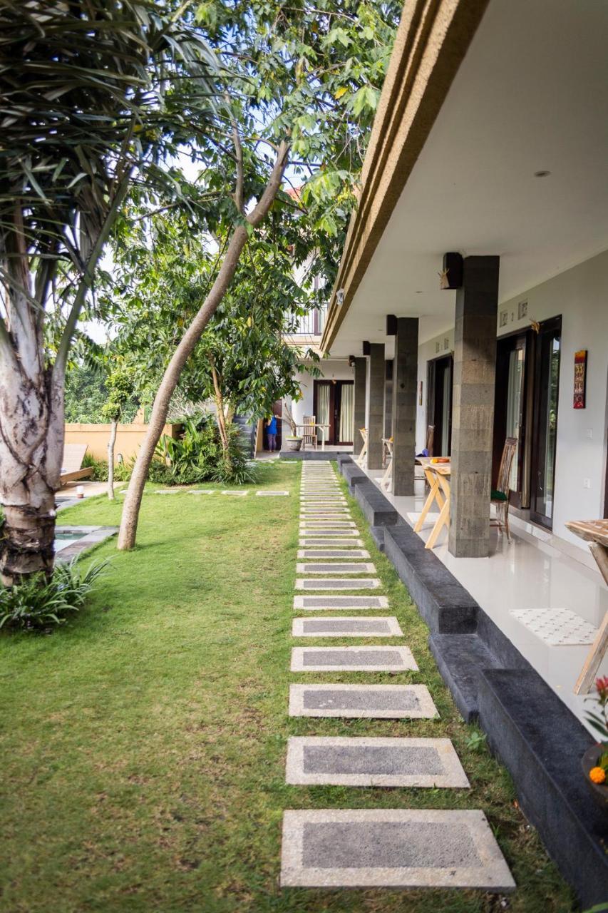 Umah Tikari Guesthouse Canggu Eksteriør bilde