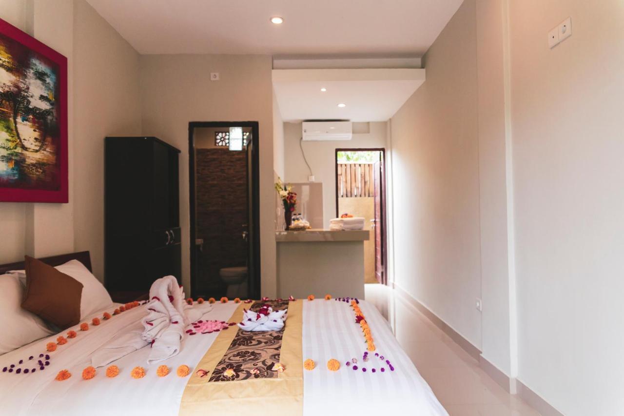 Umah Tikari Guesthouse Canggu Eksteriør bilde