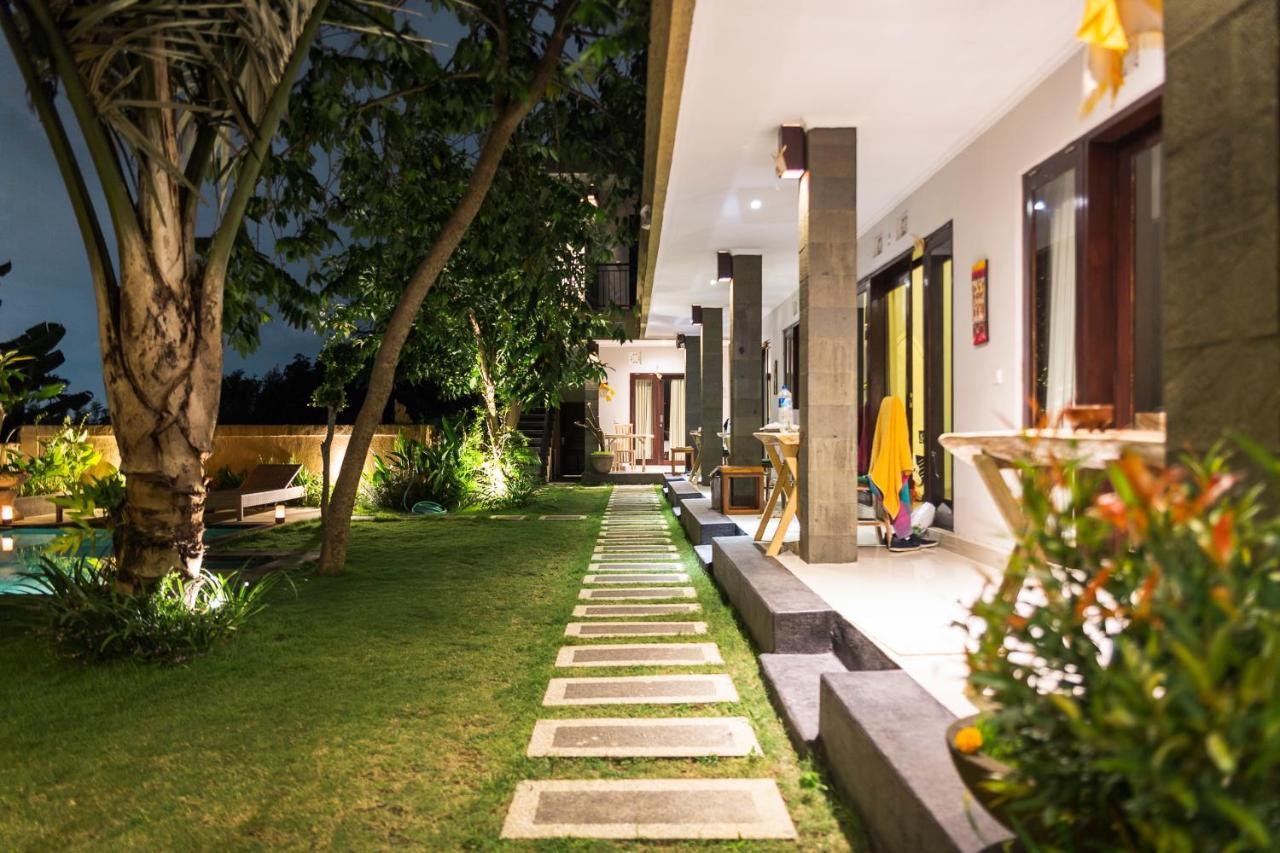 Umah Tikari Guesthouse Canggu Eksteriør bilde