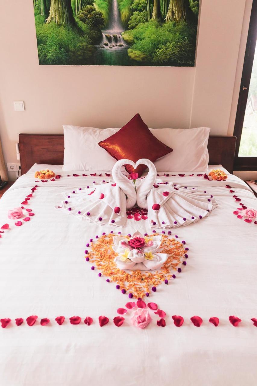 Umah Tikari Guesthouse Canggu Eksteriør bilde