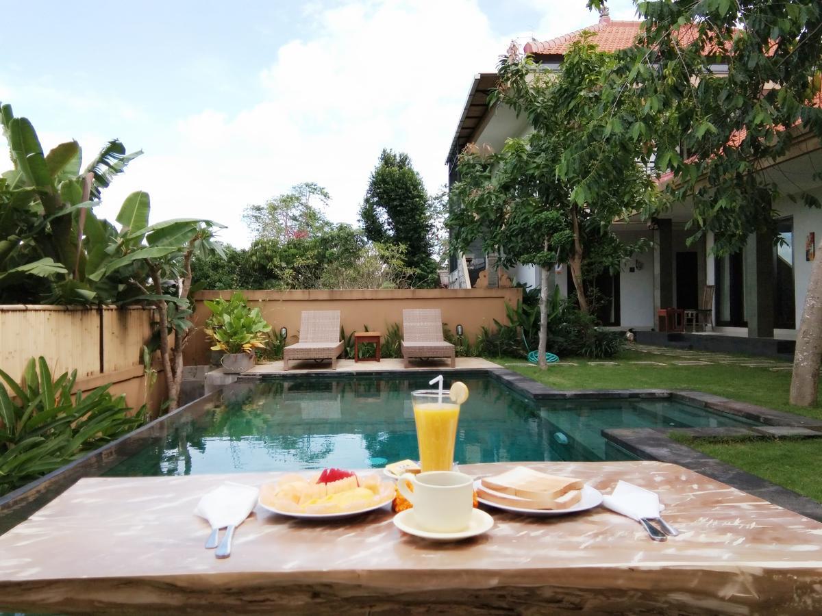 Umah Tikari Guesthouse Canggu Eksteriør bilde
